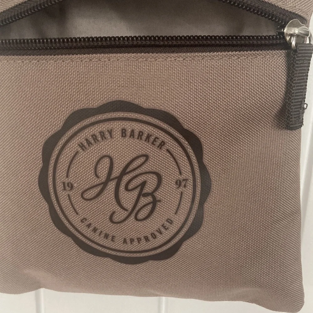 Like new Harry Barker 1997 Canine approved purse